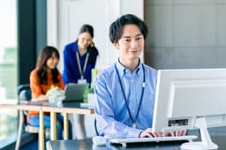 中小企業の経営者・ウェブ担当者